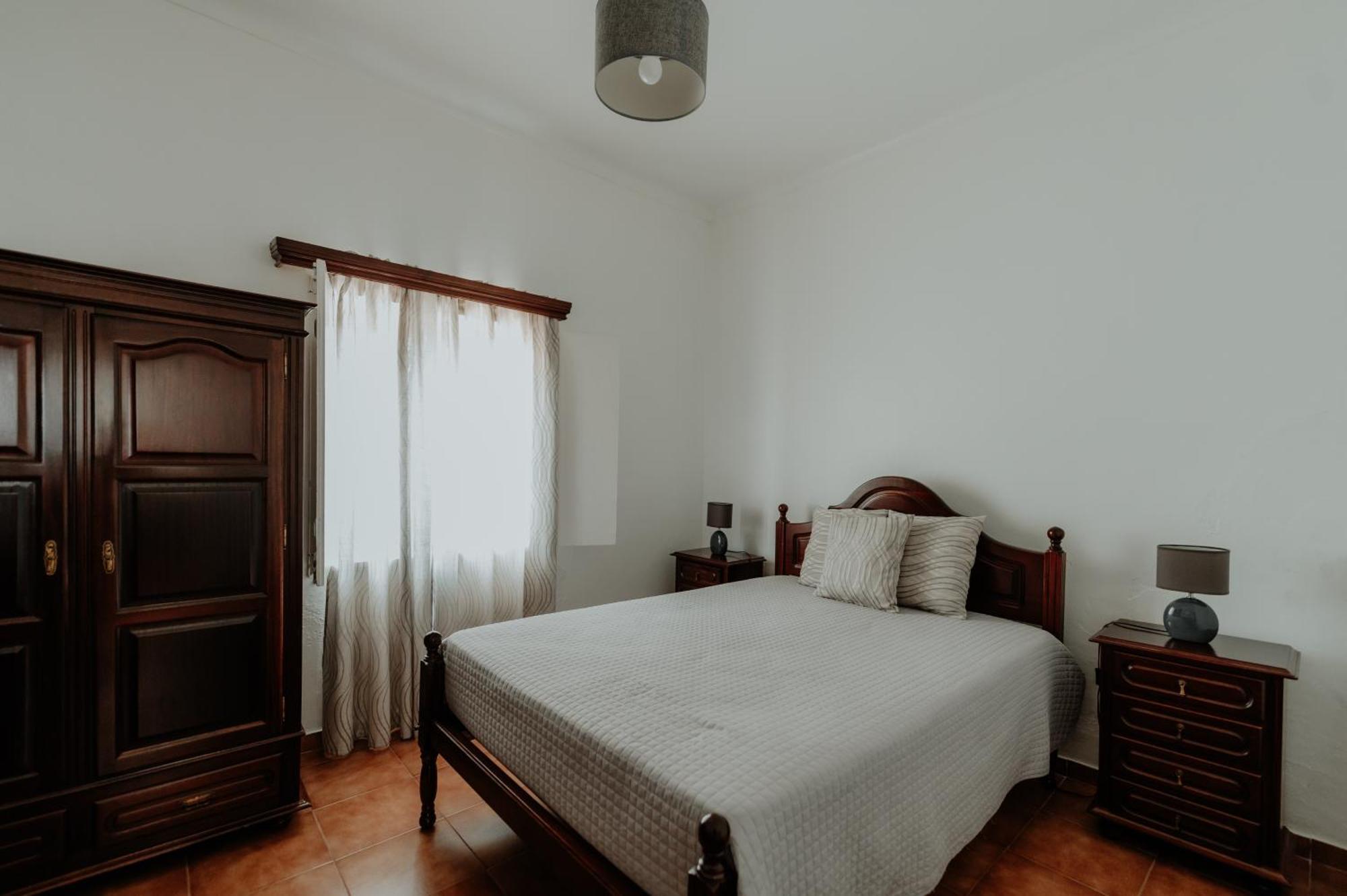 Casa Sousa Ribeiro Praia da Vitoria Bagian luar foto